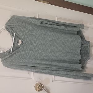 Comfy green sweater with hood